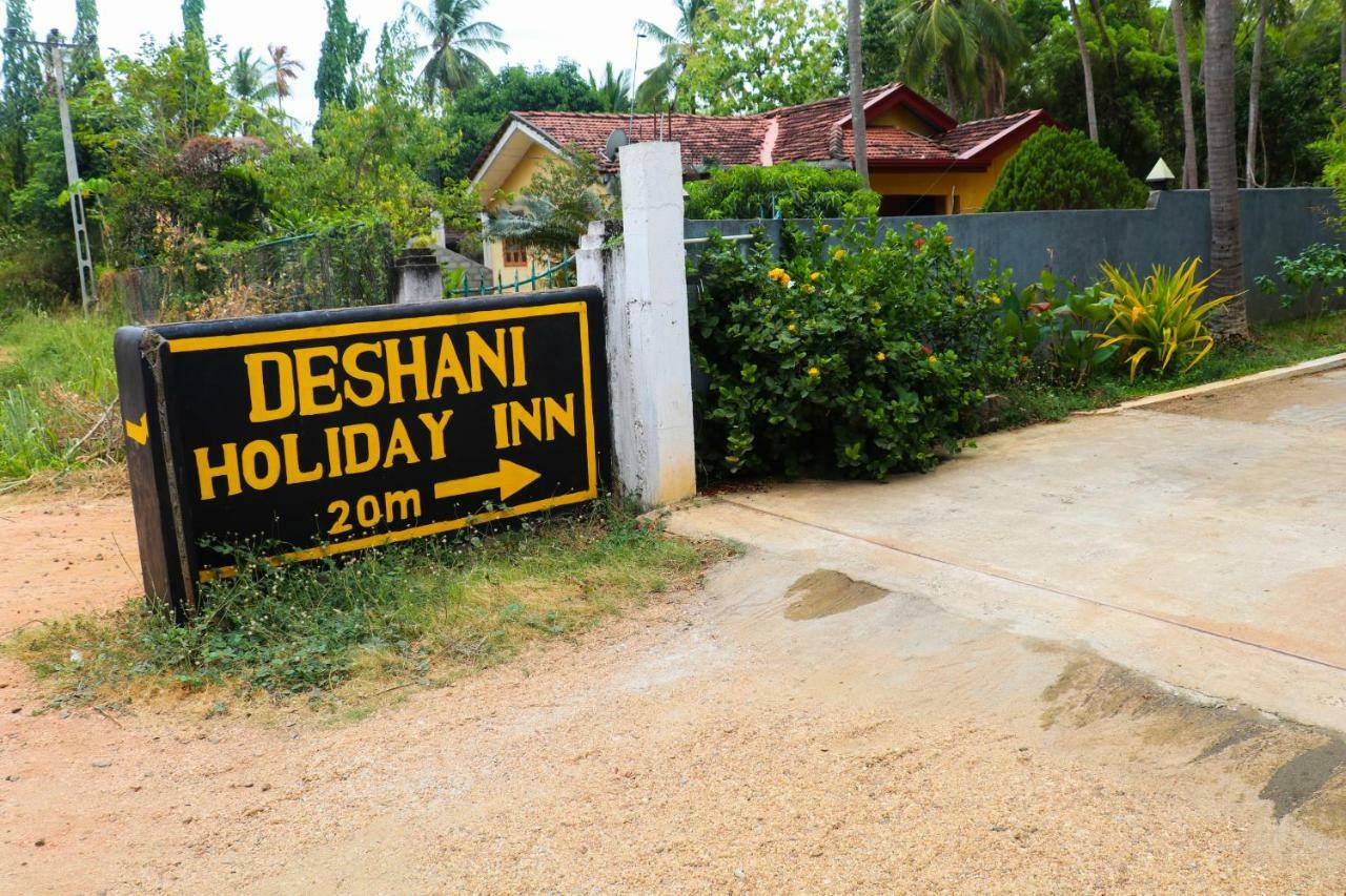 Deshani Holiday Inn ダンブッラ エクステリア 写真